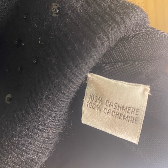 Cynthia Steffe Black Beaded 100% Cashmere Sleeveless Sweater SZ Large NWT - Picture 7 of 7